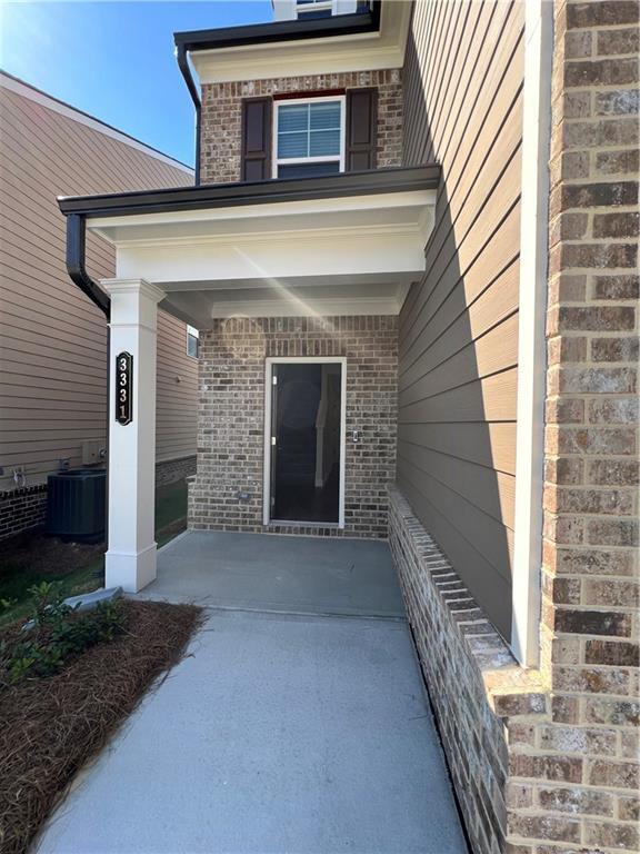 Building Photo - 3331 Westgate Park Dr