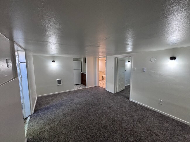 Foto del edificio - 1346 N Grant Ave