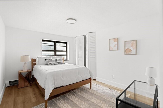 Foto del edificio - 4925 Washington St