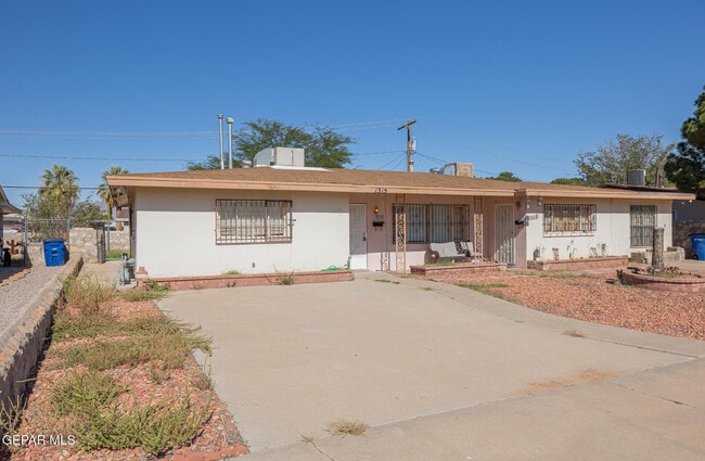 Foto del edificio - 1315 Likins Dr