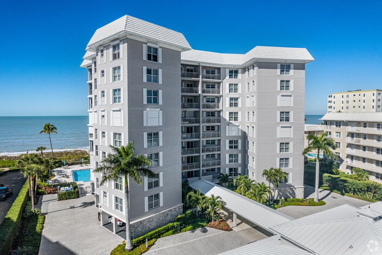 2777 Gulf Shore Blvd N - Gramercy