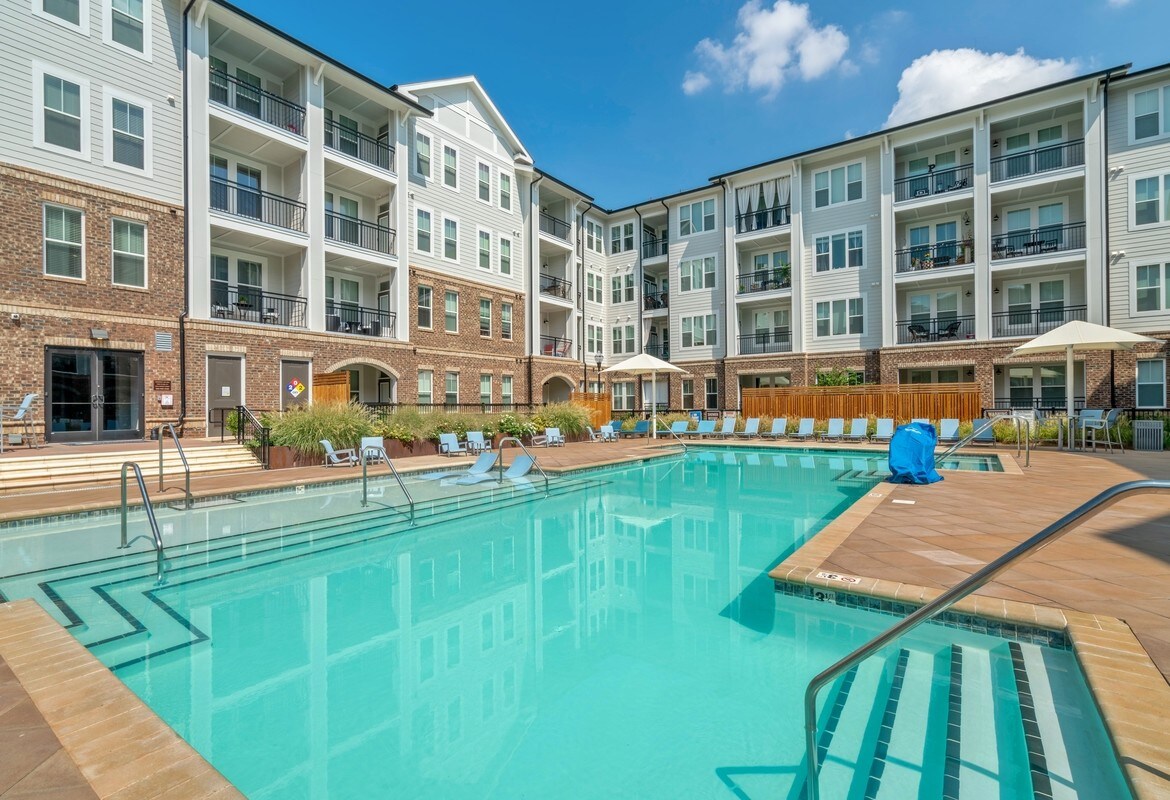 The Junction at Antiquity Apartments 22415 Market St Cornelius, NC