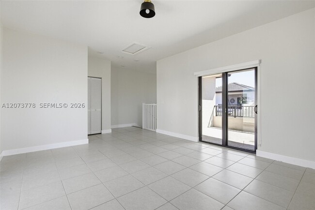 Foto del edificio - 4426 NW 83rd Pkwy