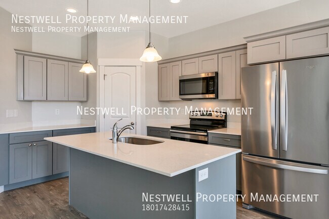 Building Photo - Amazing 4-bed Townome at The Exchange in Lehi