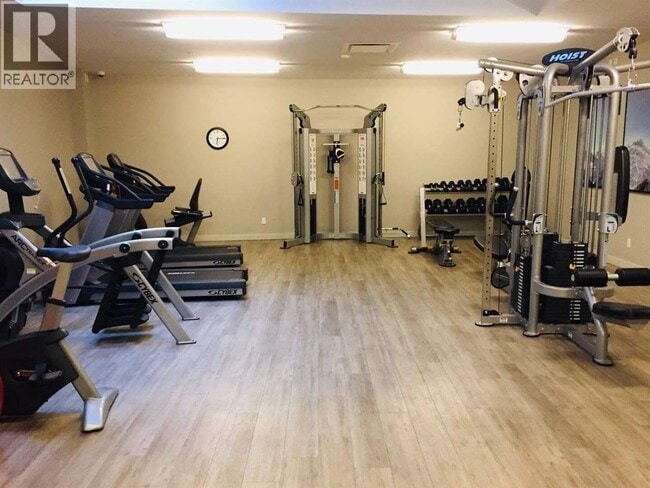 Photo du bâtiment - 4527 Cambie St.