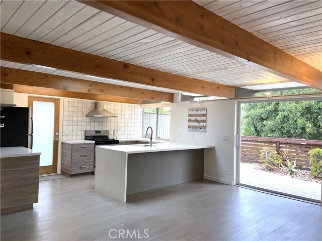 Building Photo - 218 Del Gado Rd