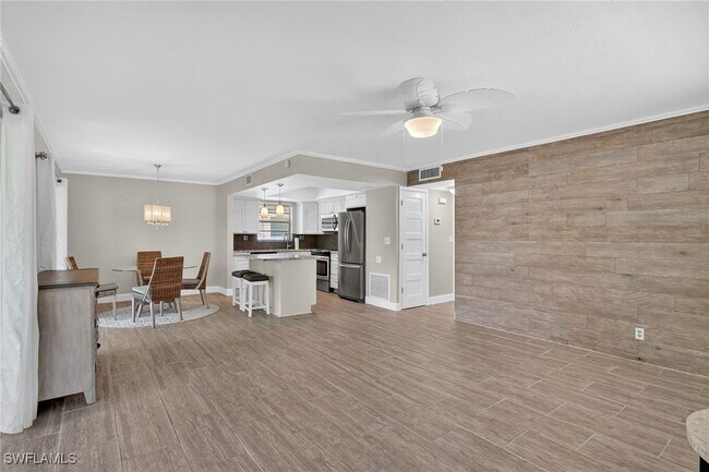 Foto del edificio - 1549 Sandpiper St