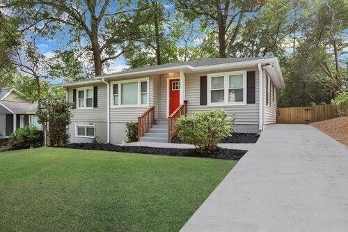 Building Photo - 1708 Belle Isle Cir NE