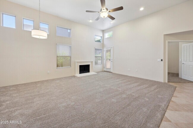 Building Photo - 11260 N 92nd St