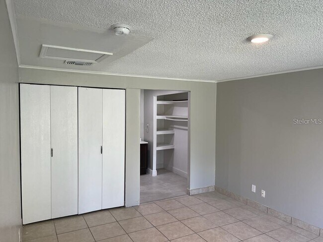 Foto del edificio - 1301 W Bryan St
