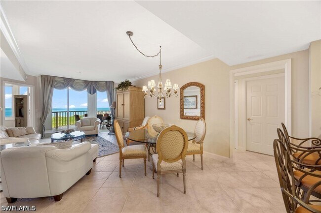 Foto del edificio - 7117 Pelican Bay Blvd