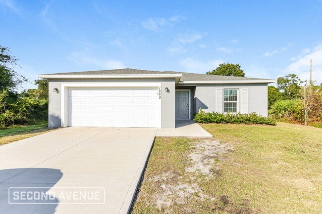 Building Photo - 1689 Waltz St SE