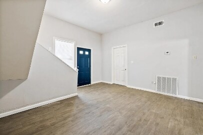 Building Photo - 3100 S Mulberry St