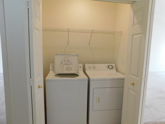 Laundry - 517 W Mesquite Blvd