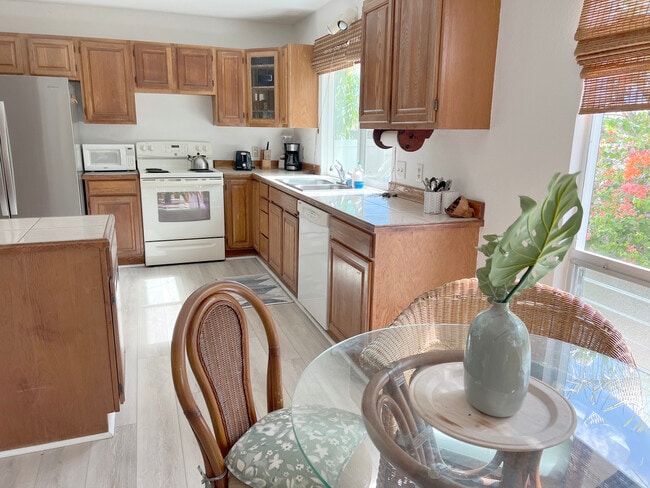 Photo - 426 Ilimano St House