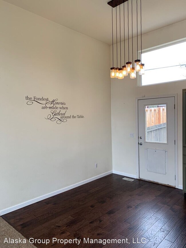 Foto del edificio - 4 br, 2 bath House - 3231 Khyber Cir