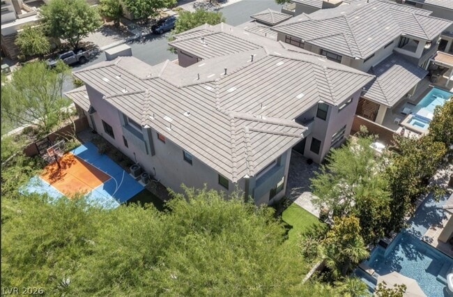 Building Photo - 47 Pristine Glen St