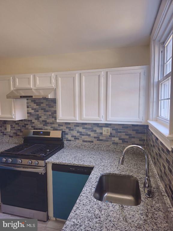 Foto del edificio - 3914 Gelston Dr