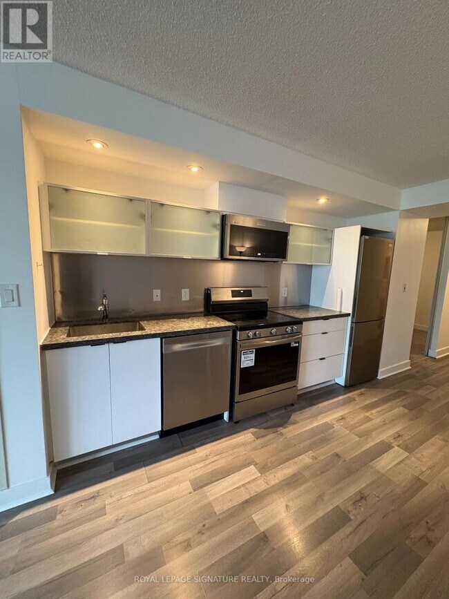 Photo du bâtiment - 1510 - 4K SPADINA AVENUE
