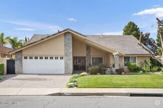 Building Photo - 3294 W Sierra Dr