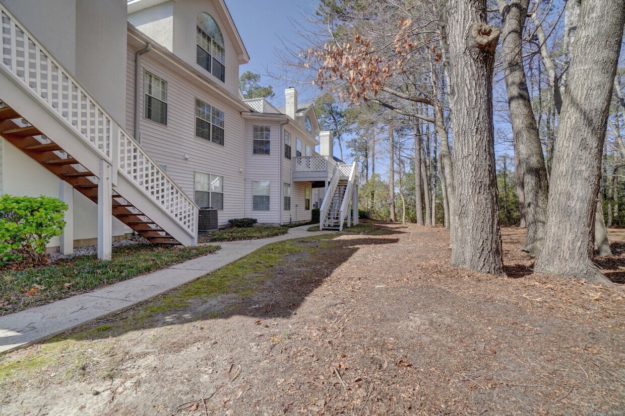 716 Inlet Quay Unit H, Chesapeake, VA 23320 Condo for Rent in