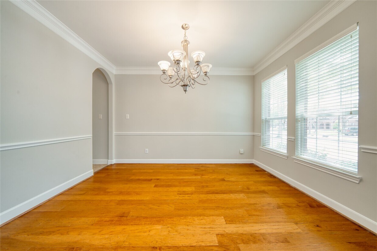 Foto del edificio - 5619 Riverstone Crossing Dr