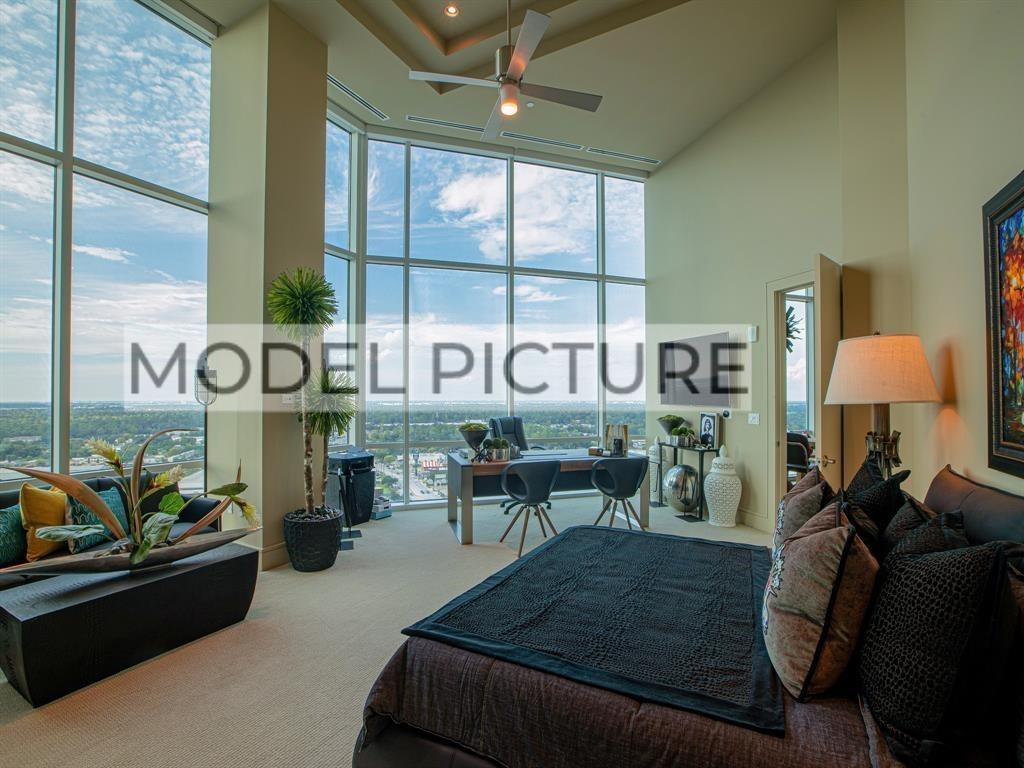 Foto principal - 945 N Gessner Rd