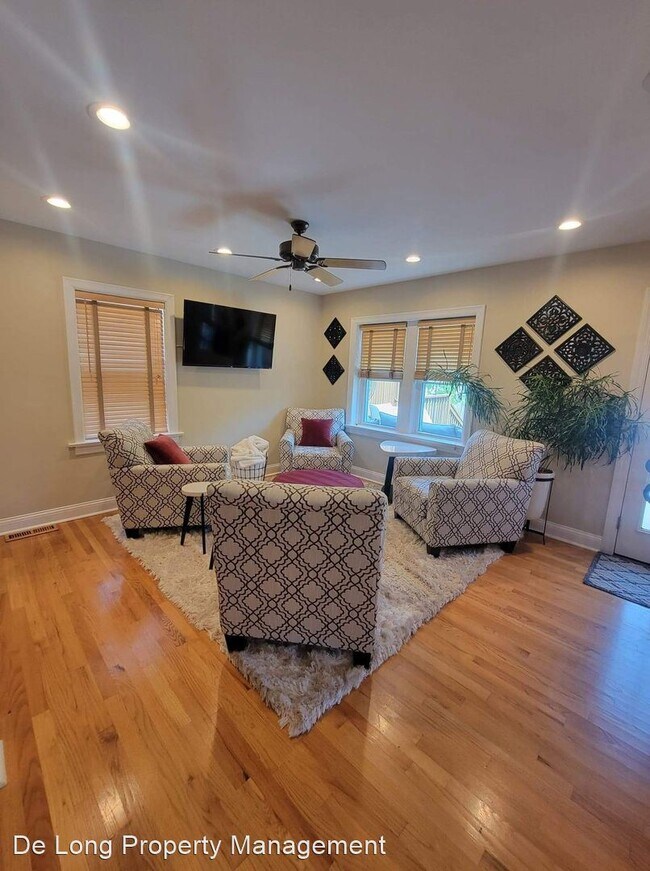 Building Photo - 3 br, 2 bath House - 1108 Edward Terrace