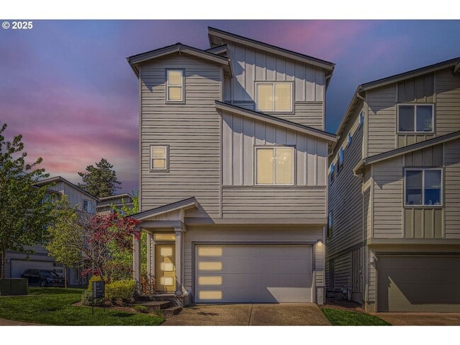 Building Photo - Modern Comfort in Happy Valley – 3BD/2.5BA...