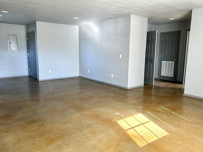 Foto del edificio - 213 Carson Rd