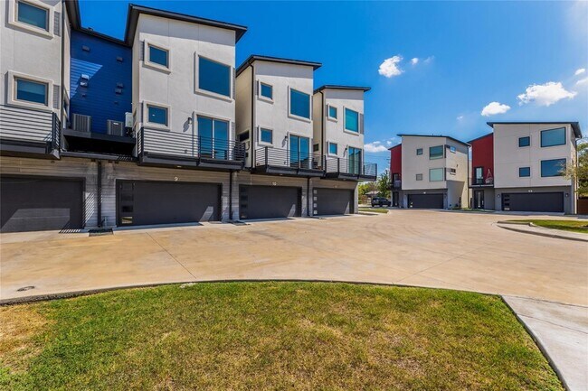 Foto del edificio - 1417 Kramer Ln