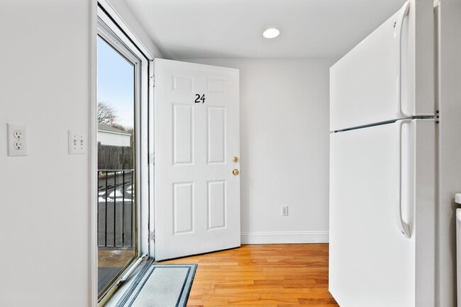 Building Photo - 24 Stimson St
