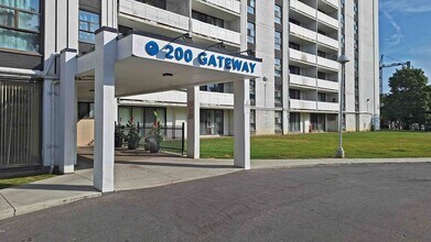 Building Photo - 200 Gateway Blvd