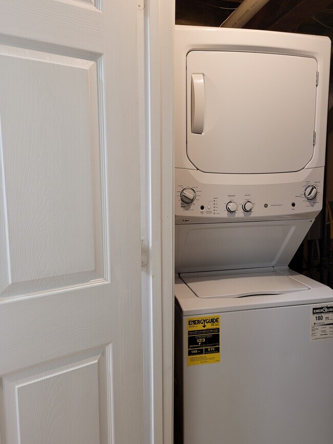 Foto del edificio - 1409 Old Cannon Rd