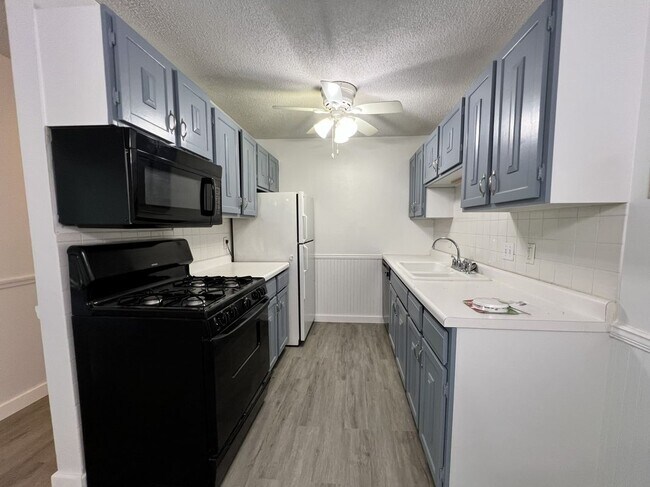 Foto del edificio - 255 Elmwood Ave