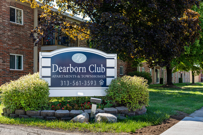 Foto del edificio - Dearborn Club Apartments