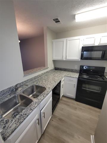 Foto del edificio - 3922 Leeds Ct