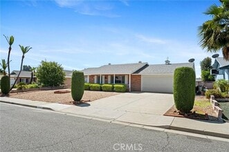 Building Photo - 25869 Sandy Lodge Rd