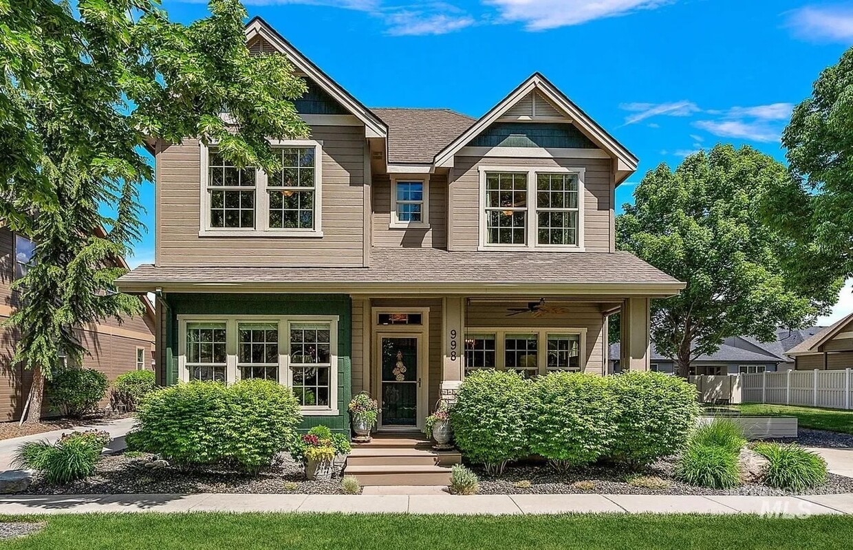 Foto principal - 998 E Shadow Creek Ln