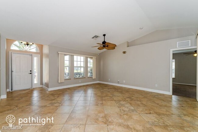 Foto del edificio - 3 br, 2 bath House - 1804 Beach Pkwy W UNIT