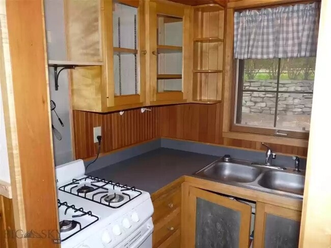 Foto del edificio - 63831 Gallatin Rd