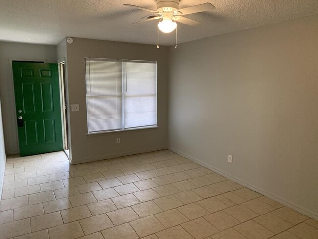 Foto del edificio - 2608 SE 45th St