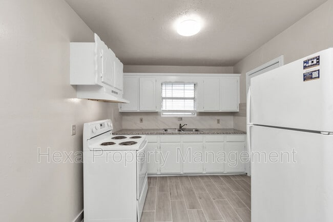 Foto del edificio - 4679 Weaver Rd