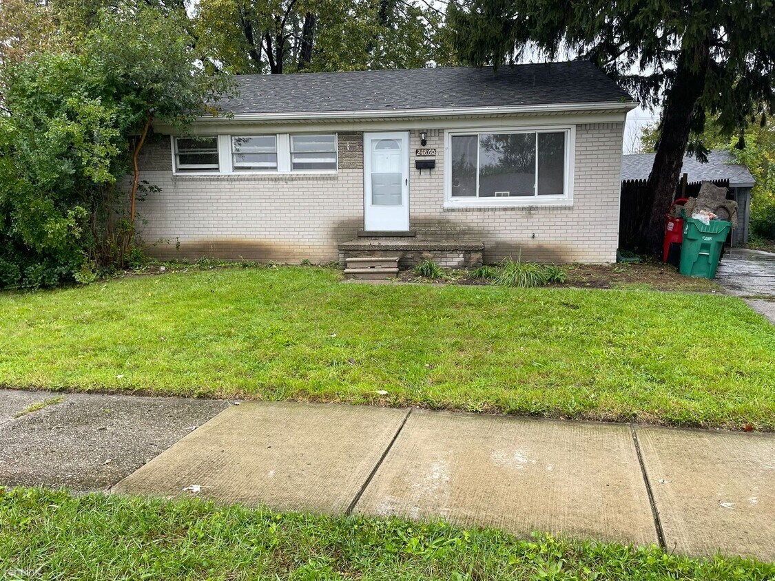 Building Photo - 3 br, 1 bath House - 24860 Adlai Ave