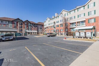 Building Photo - 108 W 1230 N St