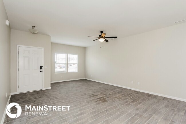 Foto del edificio - 13030 Hill Pine Rd