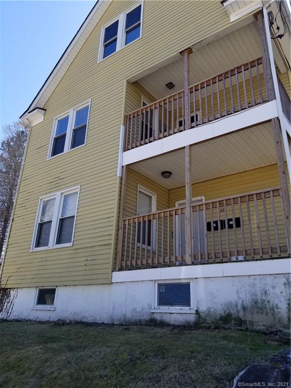 23 Mechanic St Unit 1, Norwich, CT 06360 Apartment for Rent in