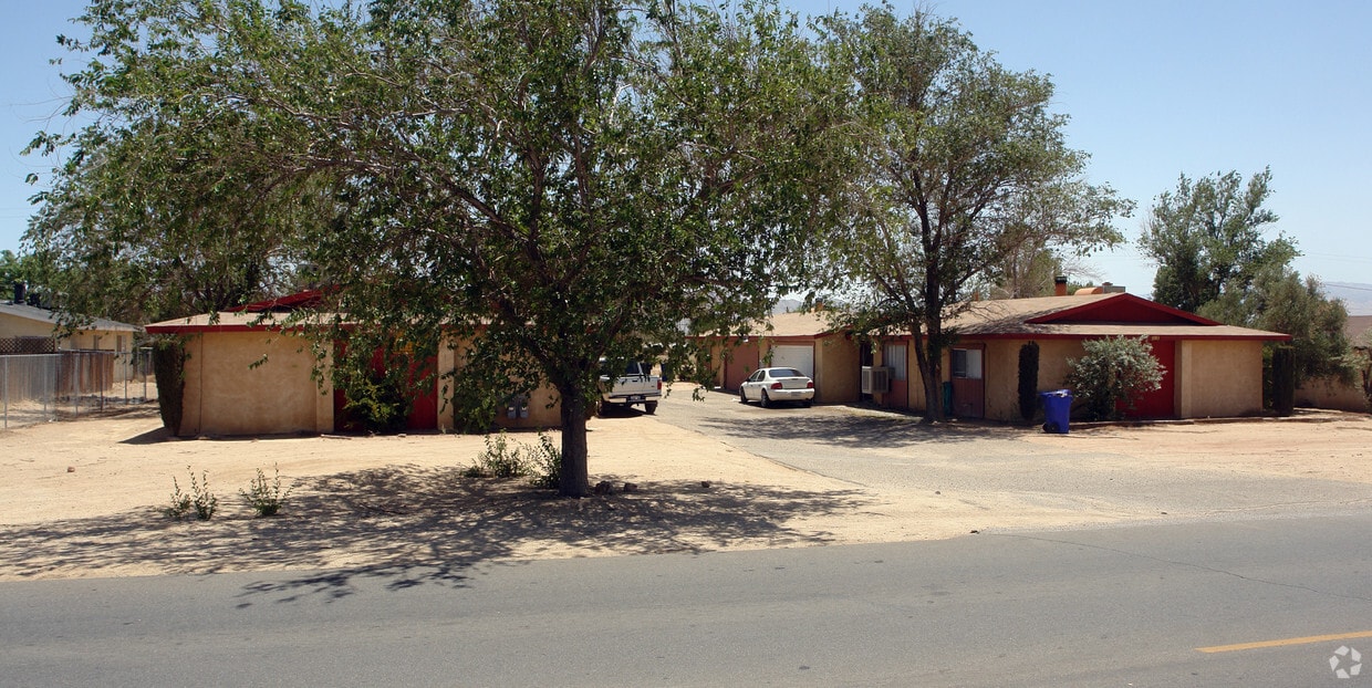Primary Photo - 15783 Rancherias Rd