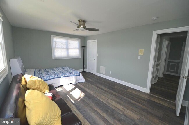 Building Photo - 1600 Depriest Dr