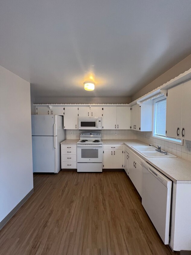 Primary Photo - North Spokane Remodeled Gem!! Available Now!